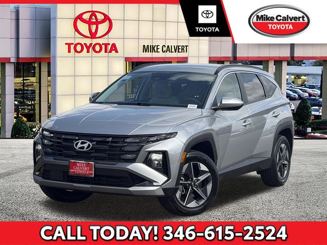 Shimmering Silver 2025 Hyundai Tucson SEL AWD SUV / Crossover All-Wheel Drive 8-Speed Automatic