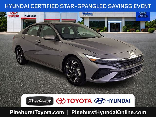 Gray 2025 Hyundai Elantra Sedan Front-Wheel Drive Continuously Variable Transmission
