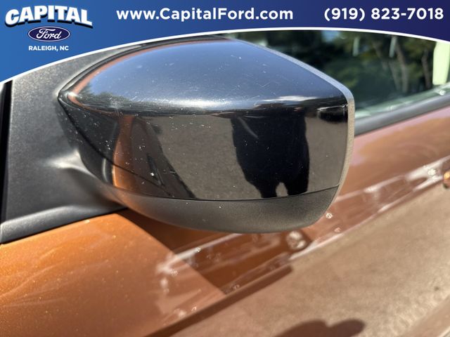 Used 2017 Red Ford SE image 12