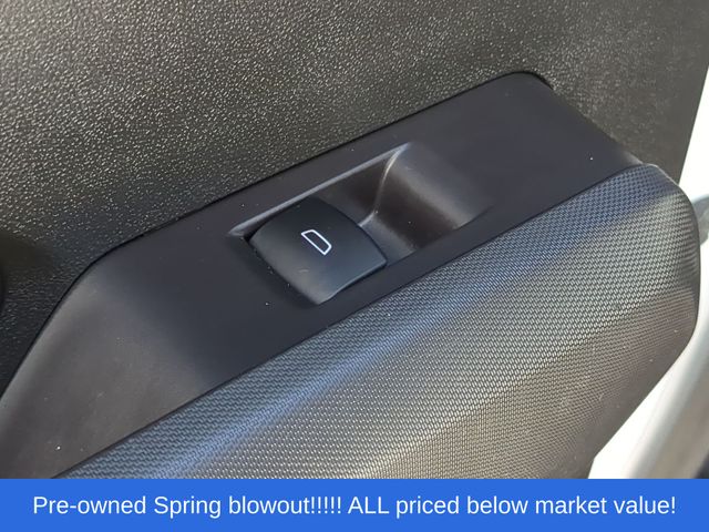 Used 2025 Summit White Chevrolet Trail Boss image 36