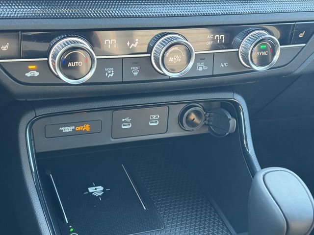 new 2026 Honda CR-V Hybrid car, priced at $41,675