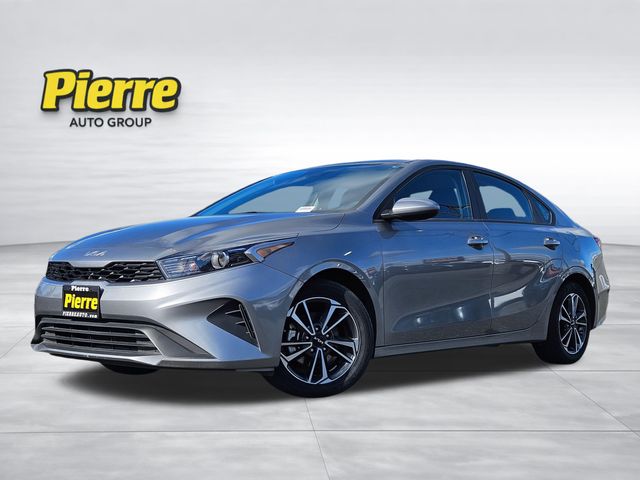 2024 Kia Forte LXS FWD