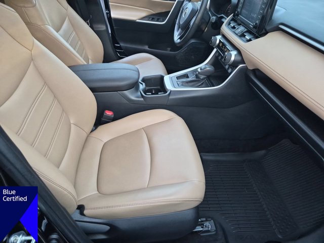 Used 2022 Black Toyota XLE Premium image 35