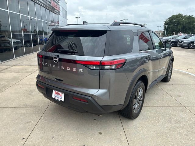 2025 Nissan Pathfinder SV - 6