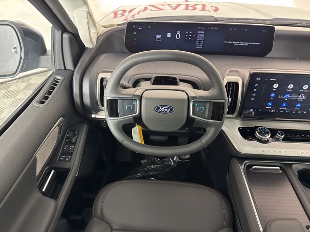 2025 Glacier Gray Metallic TriCoat Ford Expedition Max 4X4 SUV