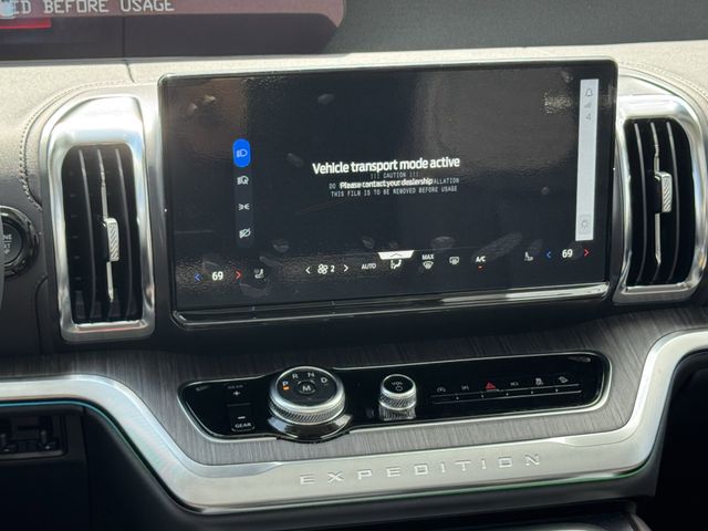 New 2026 White Ford Platinum image 15