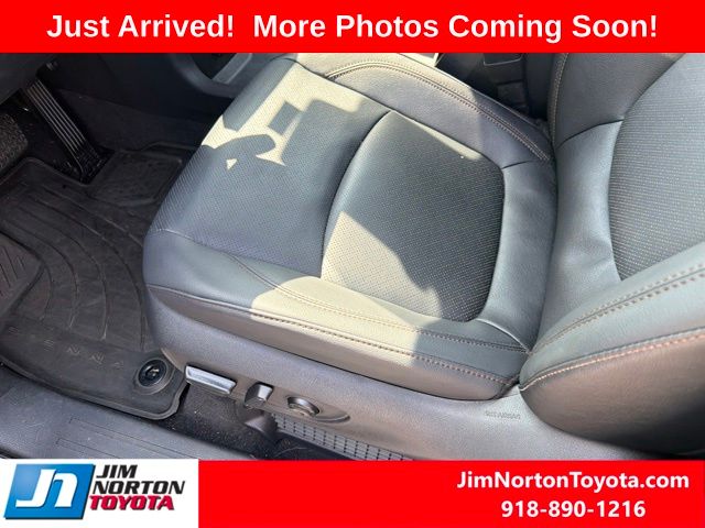 Used 2026 Toyota Sienna Van