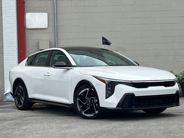 Snow White Pearl 2025 Kia K4 GT-Line FWD Sedan Front-Wheel Drive Continuously Variable Transmission