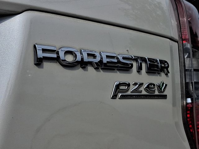 2015 Subaru Forester 2.5i White at Subaru and VW of Moon Township