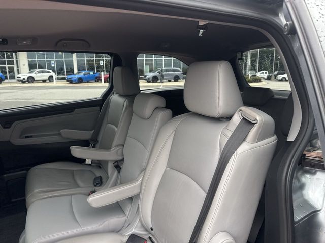Used 2021 Honda Odyssey Van
