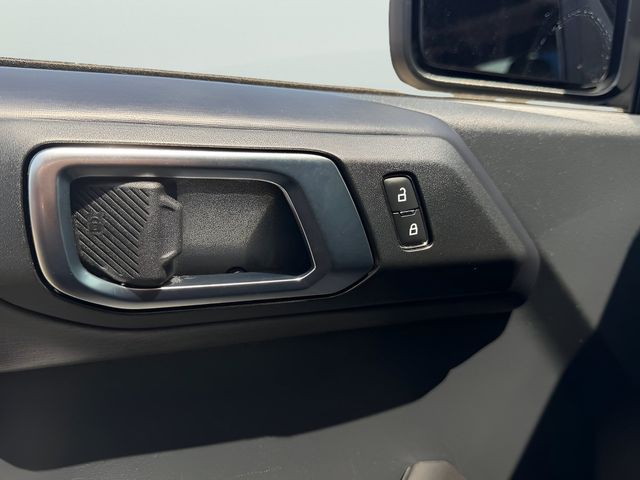 Used 2025 Gray Metallic Ford Badlands image 13