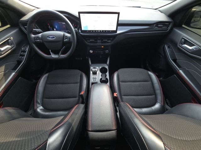 2023 Ford Escape ST-Line:L166580A