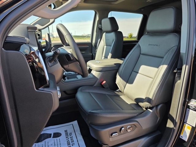 2026 GMC Sierra 3500HD Denali