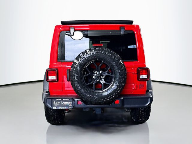 View vehicle photo 6