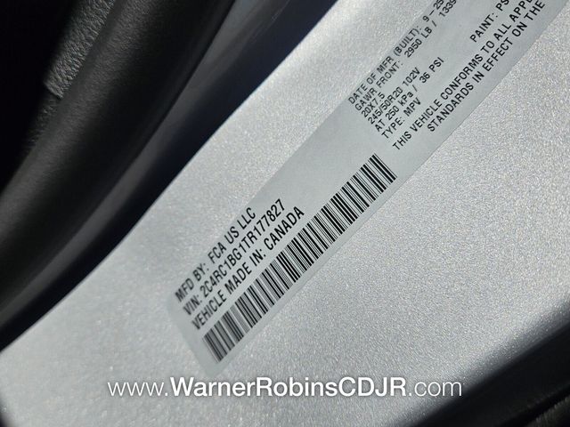 New 2026 Silver Chrysler Select image 20