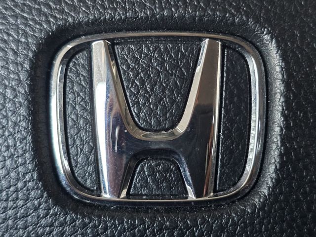 Used 2025 Crystal Black Pearl Honda EX-L image 11
