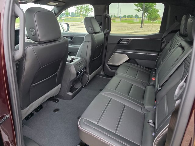 2025 GMC Sierra EV Denali