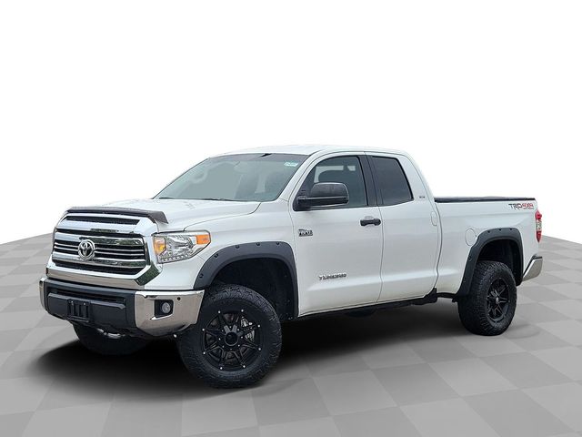 Super White 2017 Toyota Tundra Pickup Truck Four-Wheel Drive 6-Speed Automatic Overdrive