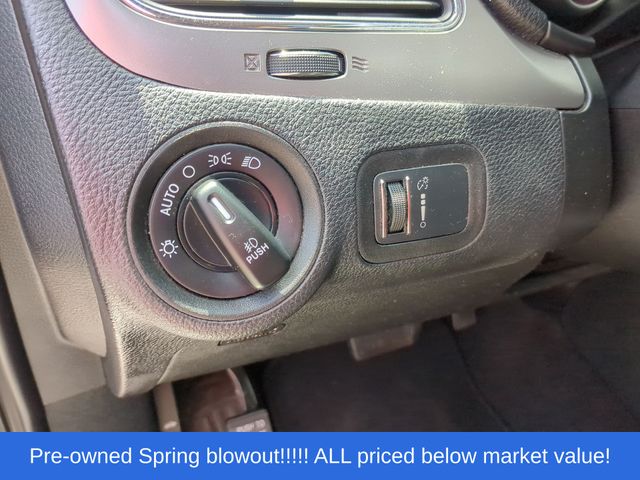 Used 2020 White Dodge Crossroad image 26