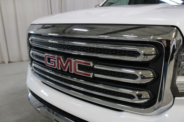 Used 2018 White GMC SLT image 32