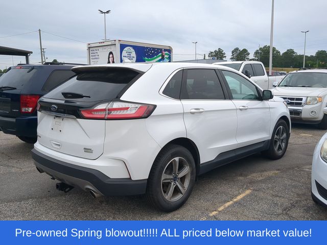 Used 2020 White Ford SEL image 4