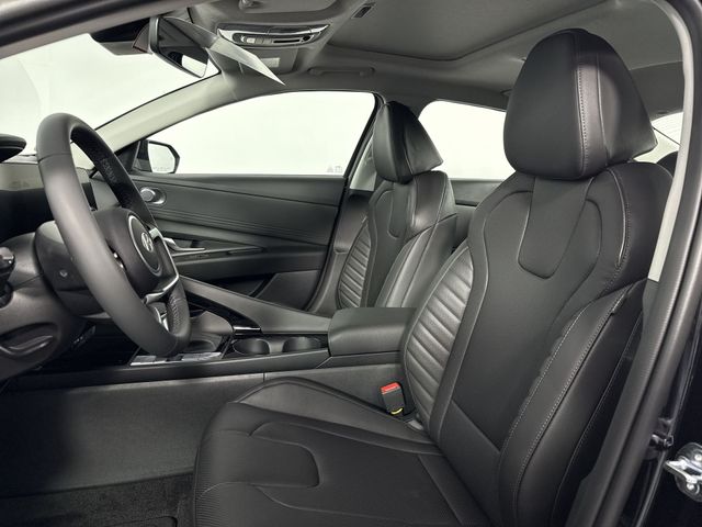 New 2025 Hyundai Elantra Hybrid For Sale in Indianapolis, IN