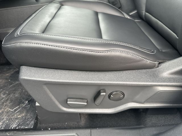 New 2026 White Ford Outer Banks image 16