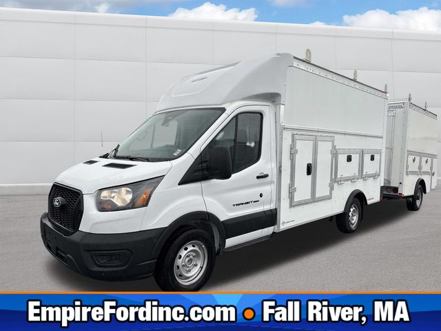 Oxford White 2026 Ford Transit Chassis Van Rear-Wheel Drive