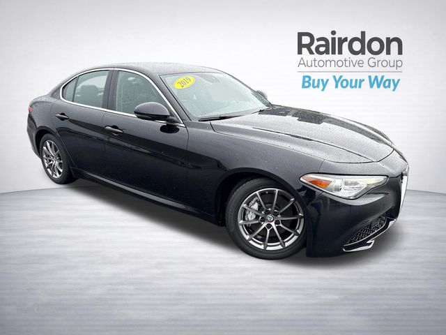 Alfa Black 2019 Alfa Romeo Giulia Sedan Rear-Wheel Drive 8-Speed Automatic
