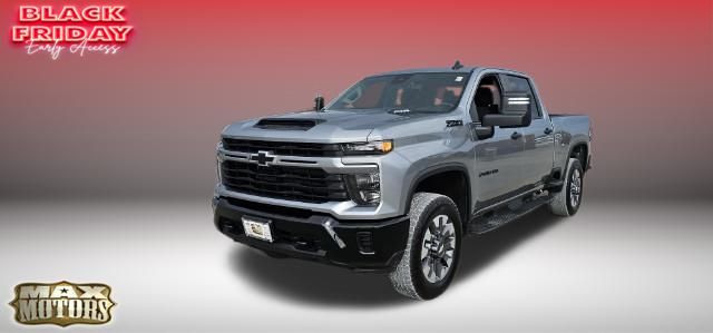 2024 Chevrolet Silverado 2500HD Custom 3