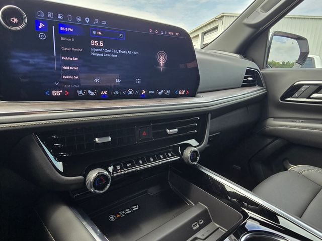 2025 Chevrolet Tahoe Premier:C02748