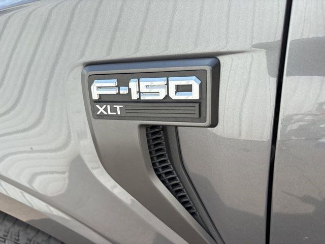 2023 Ford F-150 XLT photo
