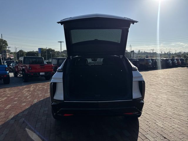 Used 2024 Cadillac LYRIQ SUV
