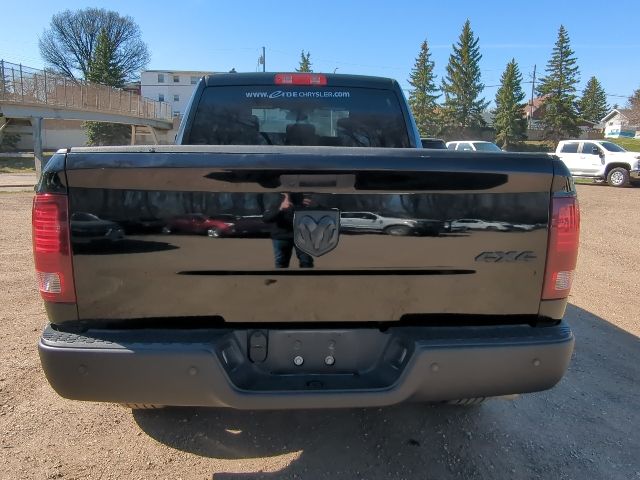 2023 Diamond Black Crystal Pearlcoat Ram 1500 Warlock 4X4 Truck