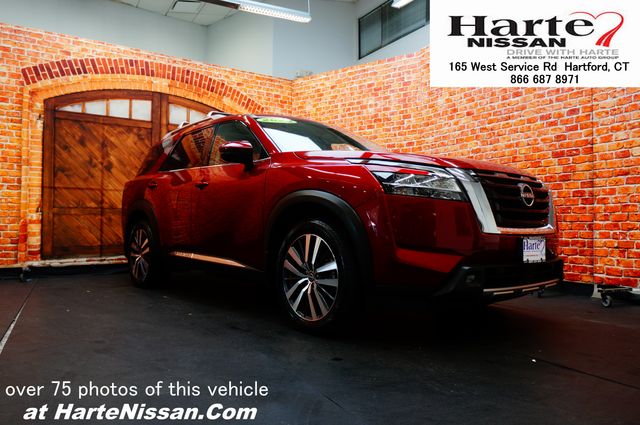 Red (Scarlet) 2022 Nissan Pathfinder SUV / Crossover All-Wheel Drive 9-Speed Automatic