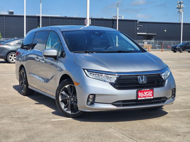 2023 Honda Odyssey Elite Silver at Classic Elite Chevrolet Sugar Land