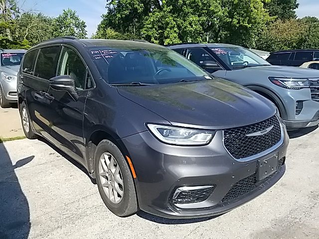 Used 2022 Chrysler Pacifica Van