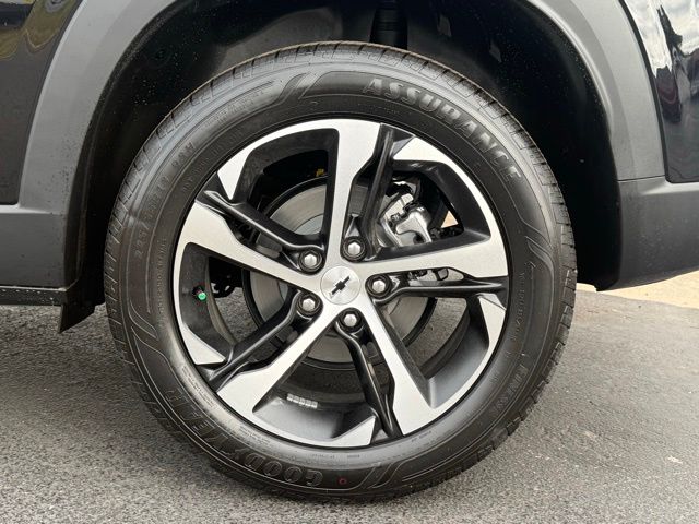 new 2026 Chevrolet Trax car, priced at $26,185