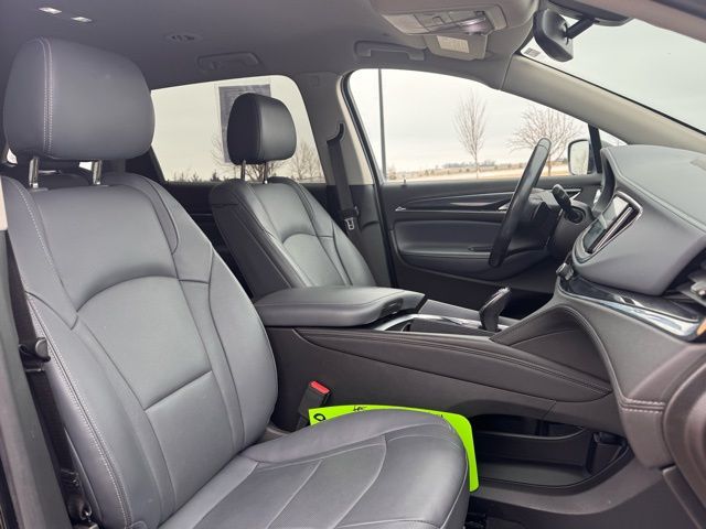 2021 Buick Enclave AWD Essence