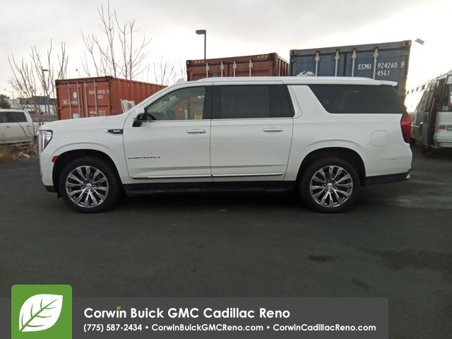 2022 GMC Yukon XL Denali 29