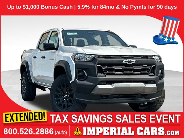 Summit White 2026 Chevrolet Colorado Pickup Truck Four-Wheel Drive 8-Speed Automatic