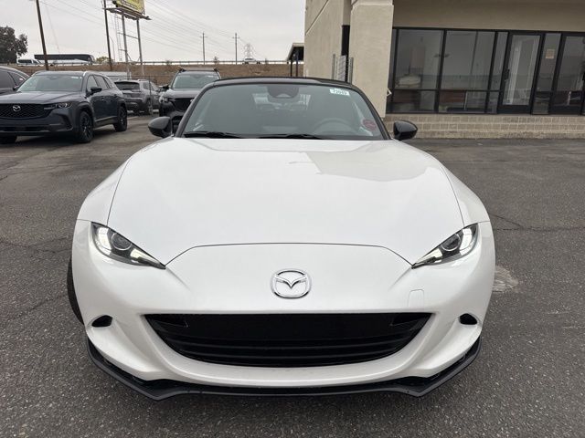 2024 Mazda MX-5 Miata Club 2