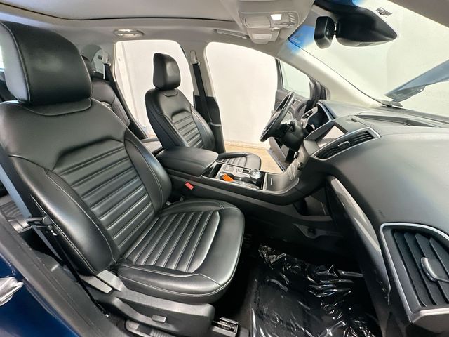 2020 Ford Edge SEL Green at Luther Ford