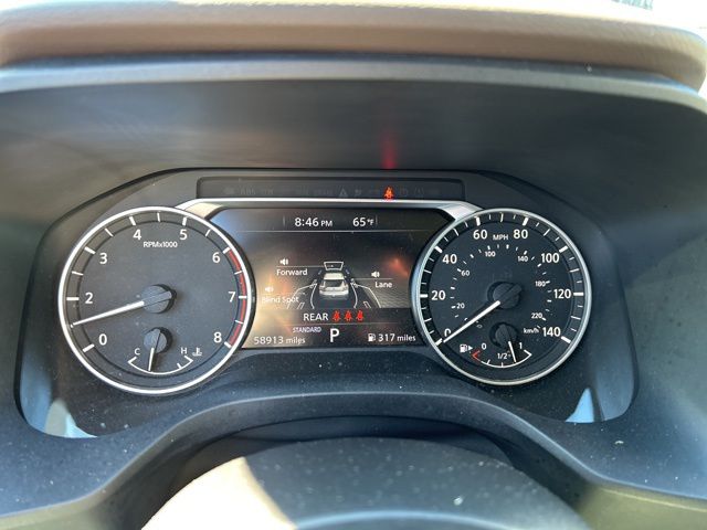 Used 2021 Black Nissan S image 17