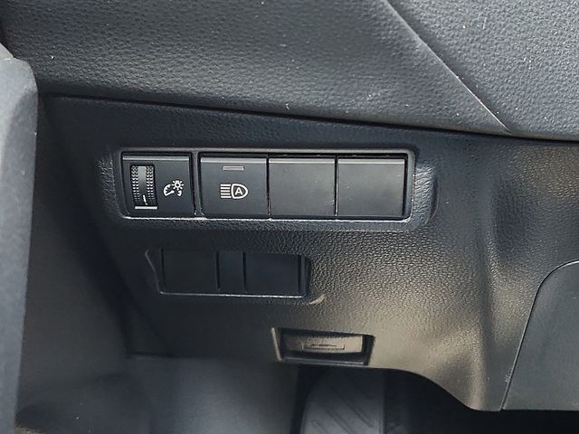 Used Car 2023 Toyota Corolla Cross  Le For Sale Under $25,000 In Plainview, Texas