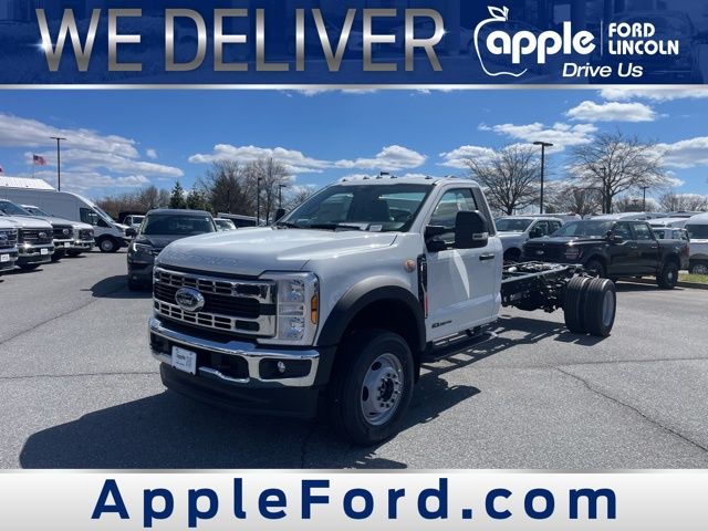 2025 Ford F-600 Super Duty 