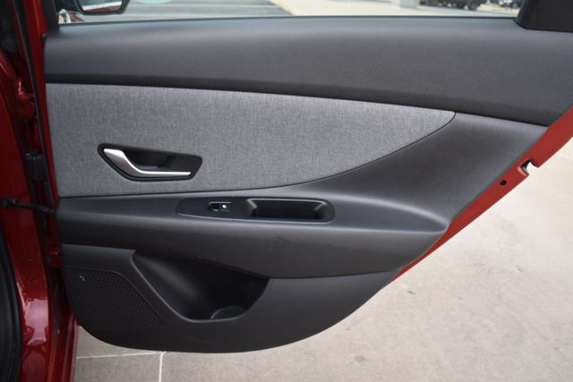 Used 2024 Hyundai Elantra Sedan
