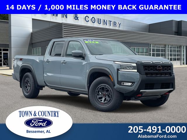 2025 Nissan Frontier PRO-4X Crew Cab LB 4WD