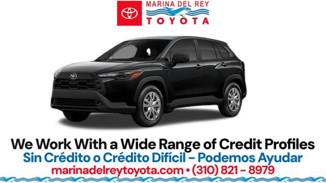 2026 Toyota Corolla Cross LE's photo