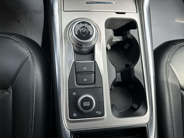 Used 2020 White Ford XLT image 23